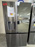 31 cu. ft. Smart Standard-Depth MAX French Door Refrigerator with Four Types of Ice and Mirror InstaView - Image 2