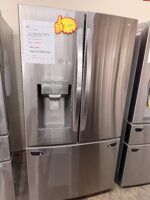 28 cu.ft. 3 Door French Door Refrigerator with Ice and Water Dispenser and Craft Ice in PrintProof Stainless Steel - Image 2