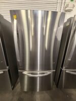 LG 26 cu.ft. 33 inch Wide Bottom Freezer Refrigerator - Stainless Steel - Image 2