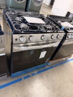 LG 5.8 cu.ft. Gas Slide-In Range with EasyClean - Image 2