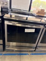 GE Profile 30 inch Smart Slide-In Electric Convection Fingerprint Resistant Range with No Preheat Air Fry - Image 2