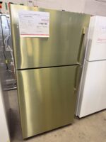 GE 21.9cu.ft. Garage Ready Top-Freezer Refrigerator - Image 2